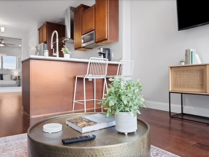 Cozysuites 1Br, Ppg Paints Arena, Pitts ピッツバーグ エクステリア 写真